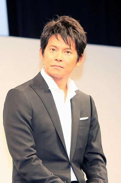 「CM撮影では数えられないほど“キターッ！”と叫んだため、最後は声が枯れてました」と裏話が飛び出した