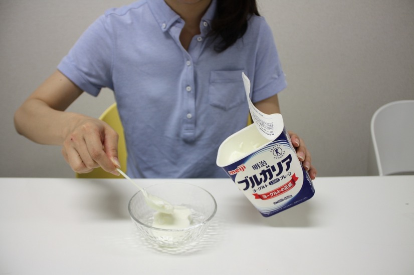 とりあえず実践！　ヨーグルト200gを器に