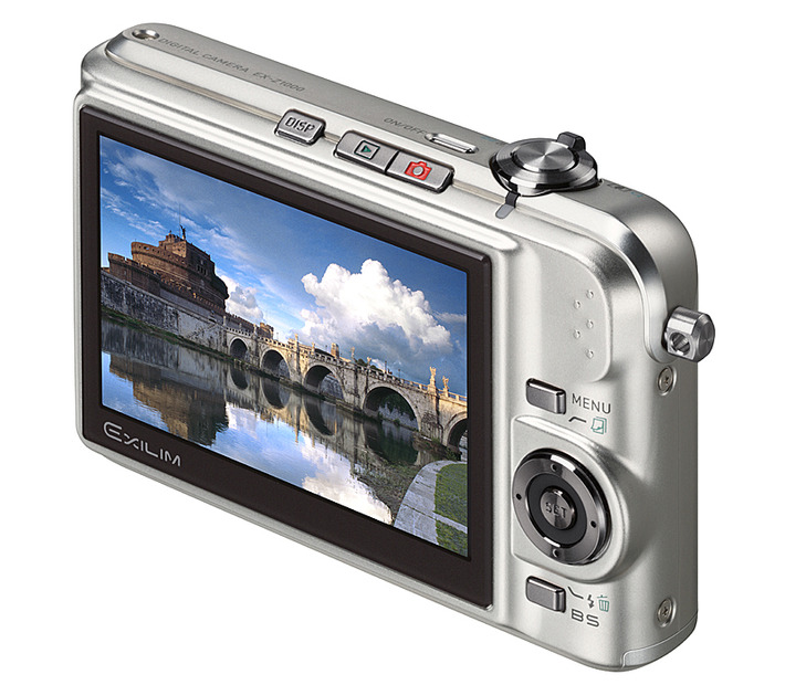 　カシオ計算機は、有効1,010万画素の薄型コンパクトデジタルカメラ「EXILIM ZOOM EX-Z1000」を5月下旬に発売する。価格はオープンで、実売予想価格は5万円前後。