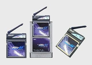 NECインフロンティアも128kパケット対応CF型通信カードをリリース。可動アンテナは着脱可能