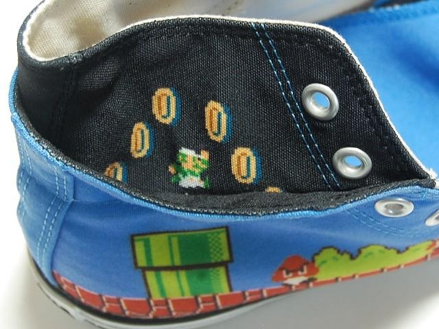 ゲーム画面がそのままシューズになった！？「ALL STAR SUPER MARIO BROS. CS HI」・・・週刊マリオグッズコレクション第149回 折り返し部分にルイージ