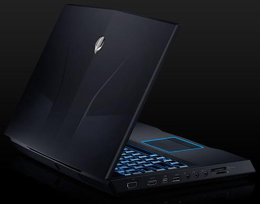 14型「ALIENWARE M14x」の本体斜め