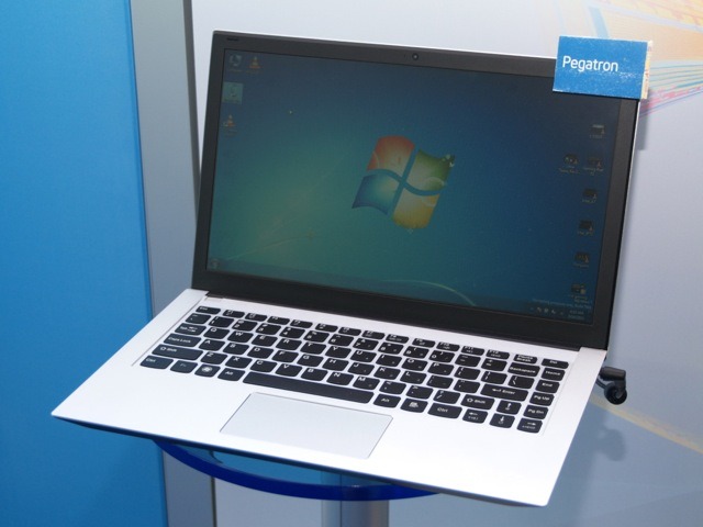 ASUS子会社のODMベンダー・Pegatronは13.3インチと14.1インチのUltrabook試作機を展示