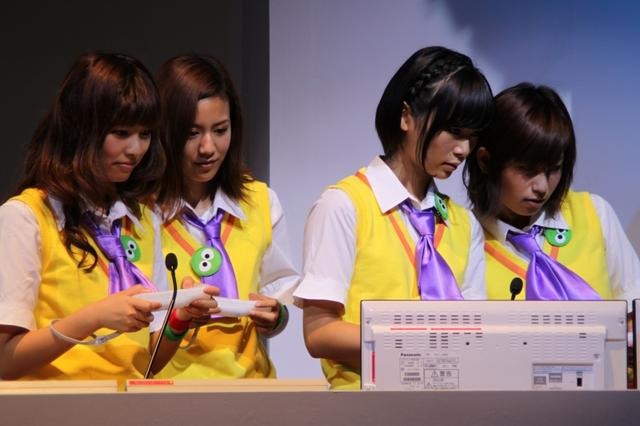 【TGS 2011】ぷよぷよアイドリング！！！が熱唱、その様子をフォトレポート  