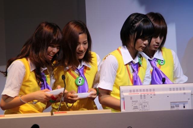 【TGS 2011】ぷよぷよアイドリング！！！が熱唱、その様子をフォトレポート  