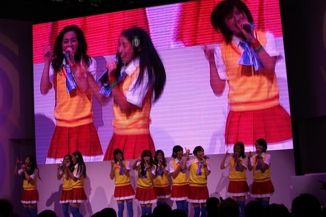 【TGS 2011】ぷよぷよアイドリング！！！が熱唱、その様子をフォトレポート  