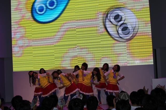 【TGS 2011】ぷよぷよアイドリング！！！が熱唱、その様子をフォトレポート  