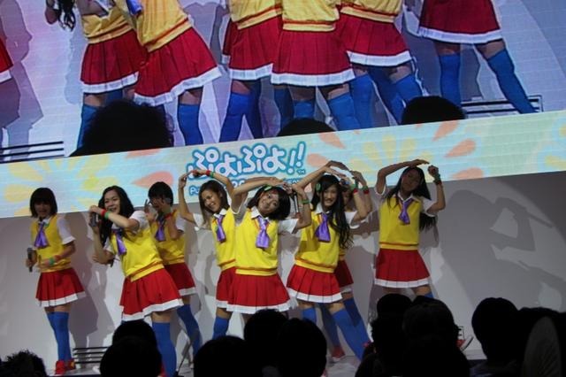 【TGS 2011】ぷよぷよアイドリング！！！が熱唱、その様子をフォトレポート  