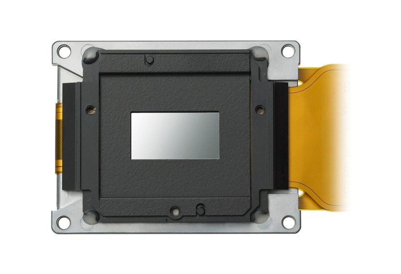 解像度4,096×2,160ピクセルの4K映像投影用の改良を加えた新開発4Kディスプレイデバイス「SXRD」