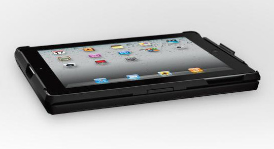 iPad 2をカバーに装着してキーボードをスライド収納したままタブレットとして利用するイメージ（iPad 2は別売り）