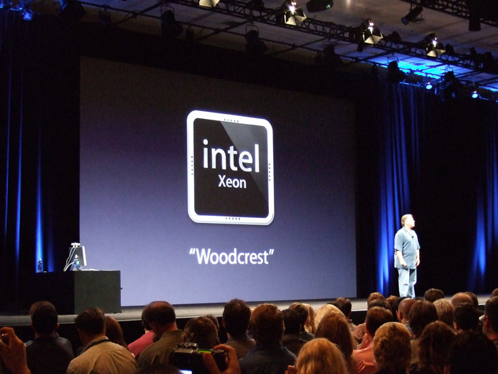 MacProは、インテルが先日発表したMerom / Conroe / Woodcrestというデュアルコア製品群の中から、ハイエンドのサーバー用にあたるXeon“Woodcrest”を採用している。