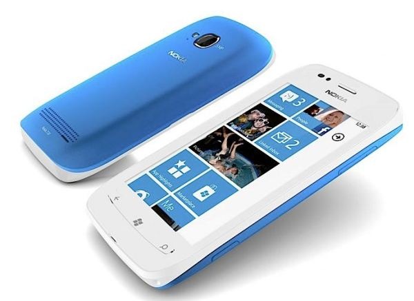 ノキアLumia710