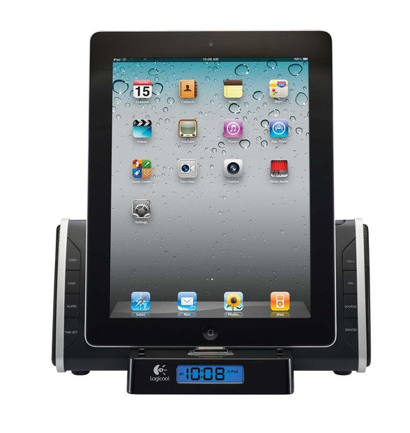正面のiPad接続イメージ（iPadは別売）