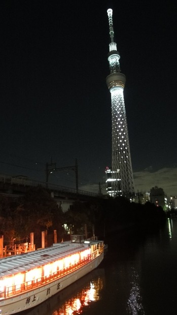 東京スカイツリー、今夜よりXmas・大晦日ライトアップが開始……23日、24日、31日の期間限定