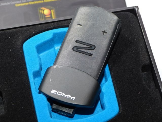 スマートフォン連携が可能なZOMMの小型セキュリティ機器「Lifestyle Connect」