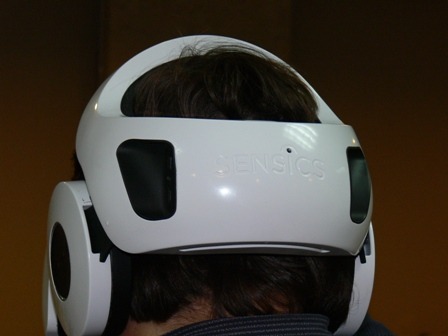 Natalia Immersive SmartGogglesの背面