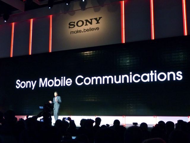 Ericssonからの株式移転後の社名は「Sony Mobile Communications」に