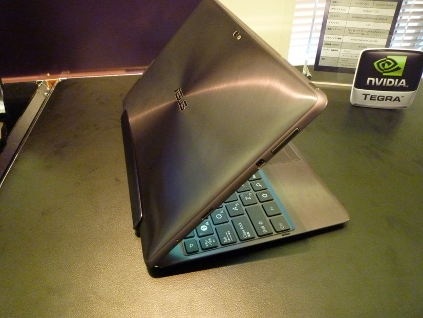「Eee Pad TF201」