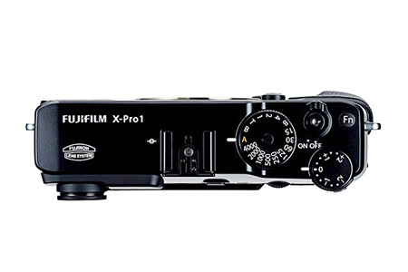 「FUJIFILM X-Pro1」本体上面