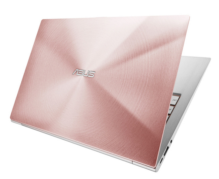 さくらピンクカラーの「ASUS ZENBOOK UX21E」