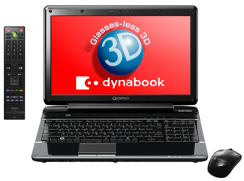 「dynabook Qosmio T851/D8EB」本体とテレビリモコン