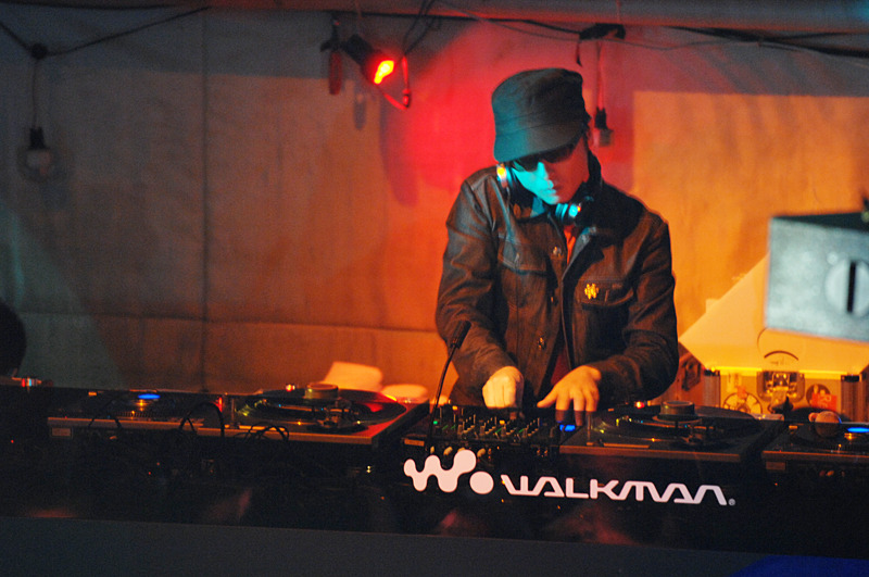 DJのTOWA TEI