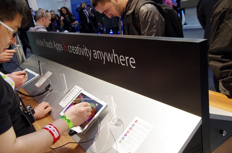 【MWC 2012 Vol.25（動画）】インストラクター直伝！ Photoshop Touchの使い方