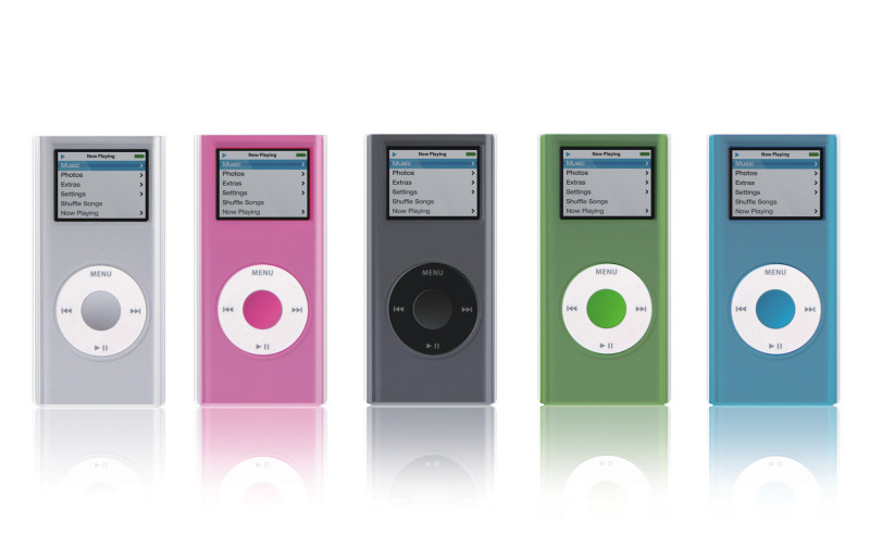 iPod nanoに「ICEWEAR nano 2G」を装着した様子