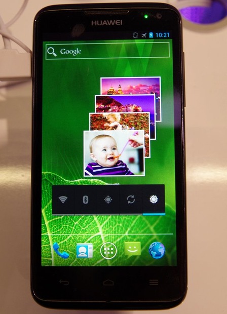 【MWC 2012 Vol.30（動画）】ファーウェイ、世界最速クアッドコアCPU搭載スマホ「Ascend D quad」