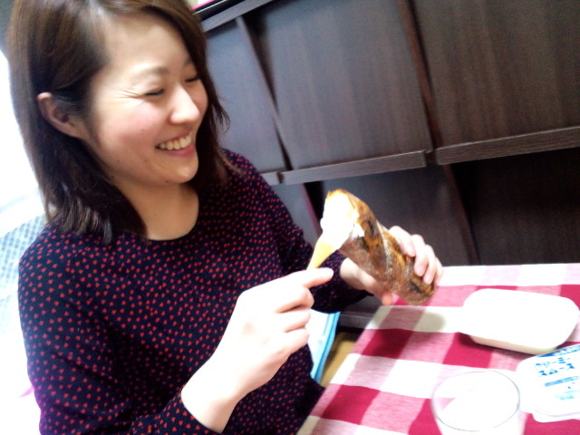 焼いたパンにはほどよく溶けて、これまたうまい！
