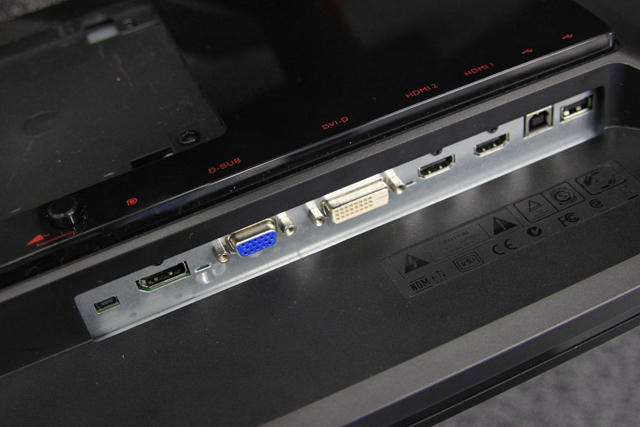 ハイエンドPCゲーマーのための超高速応答速度×低表示遅延対応ディスプレイ～BenQ 「XL2420T」 ハイエンドPCゲーマーのための超高速応答速度×低表示遅延対応ディスプレイ～BenQ 「XL2420T」