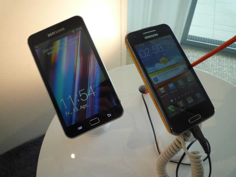 Galaxy S WiFiとGalaxy Beamも展示されていた