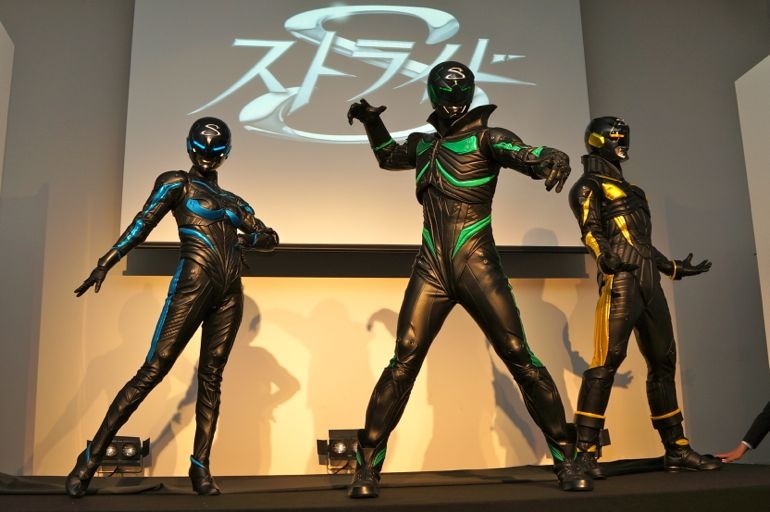 ガム「ストライド」新CMにニューヒーロー現る！……デザインは出渕裕