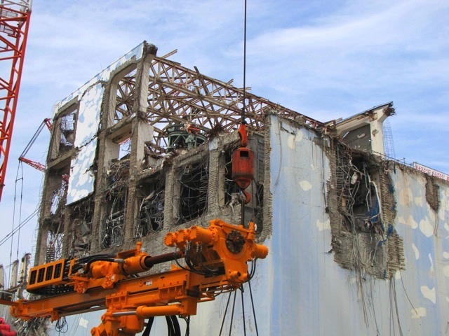 4号機原子炉建屋