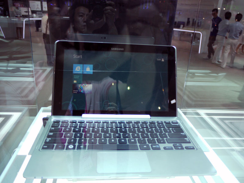 「Series 5 Hybrid PC」