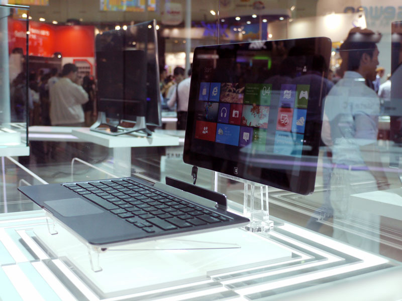 「Series 5 Hybrid PC」
