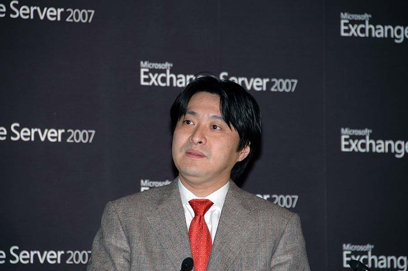 マイクロソフト インフォメーションワーカービジネス本部 本部長 横井伸好氏