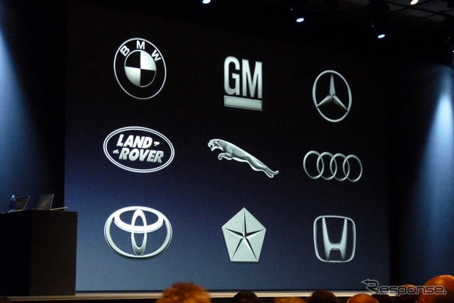 WWDC 2012で発表されたのは、BMWやGM、メルセデスベンツ、ランドローバー、ジャガー、アウディ、トヨタ、クライスラー、ホンダの9社。Microsoftと『Sync』など音声認識サービスを展開しているフォードやフィアット、ヒュンダイは今回のリストにはなかった。そういえば日産、マツダ、三菱、スバルなど日本のブランド、VWのロゴもない。