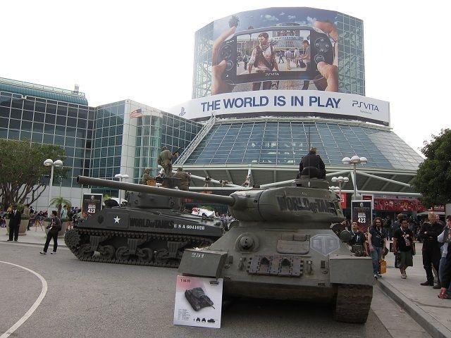 【E3 2012】P-51ムスタングの実機展示をひっさげてWARGAMING.NETが巨大ブースを展開  