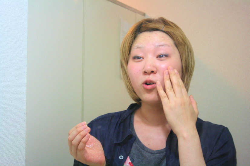 いつもと違うぷるぷるで肌に優しい感触に驚きです！　気持ちいい～～！