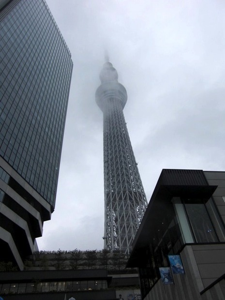 東京スカイツリー（5月22日、開業初日）