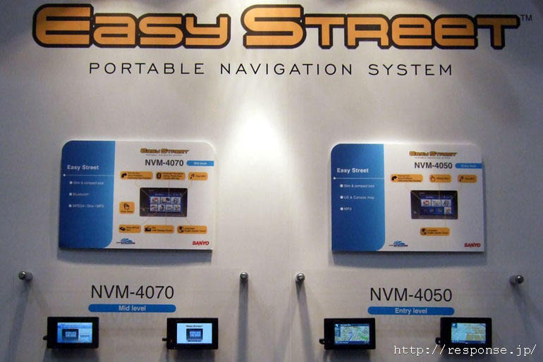 　三洋は昨年11月にPND「EasyStreet」を北米市場に投入したばかりだが、早くもこの夏にも同シリーズから、日本での「miniゴリラ」とほぼ同じサイズの筐体を使った新型PNDを2機種発売する