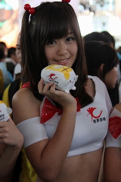 【China Joy 2012】とれたて中国美人をお届け！ゲームショウを彩るコンパニオンたち200枚(1)