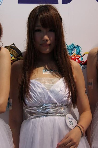 【China Joy 2012】熱気にも負けない！2日目の中国美女コンパニオンを紹介
