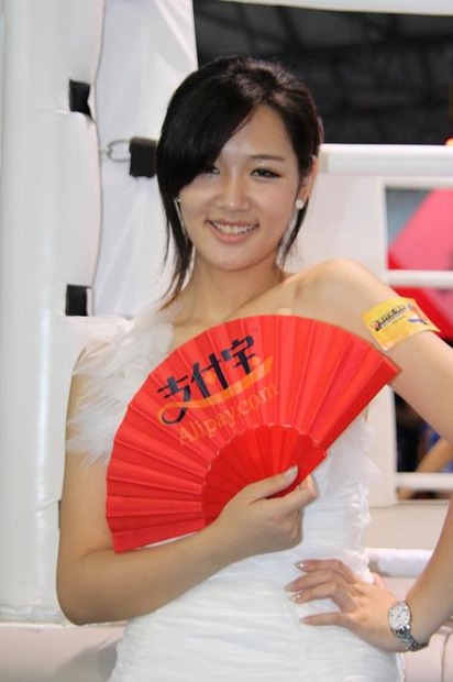 【China Joy 2012】熱気にも負けない！2日目の中国美女コンパニオンを紹介