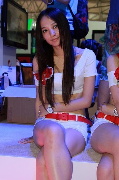 【China Joy 2012】熱気にも負けない！2日目の中国美女コンパニオンを紹介