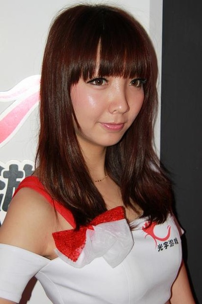 【China Joy 2012】熱気にも負けない！2日目の中国美女コンパニオンを紹介