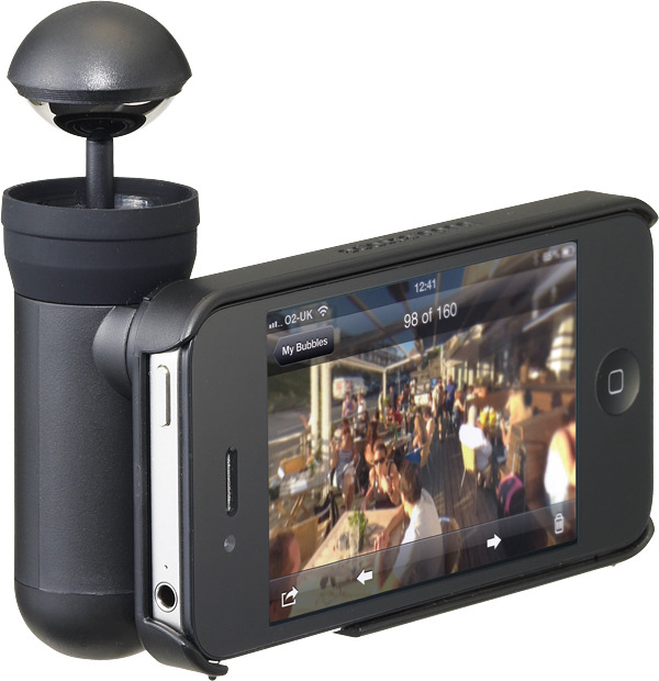 「bubblescope」でパノラマ撮影するイメージ（iPhoneは別売）