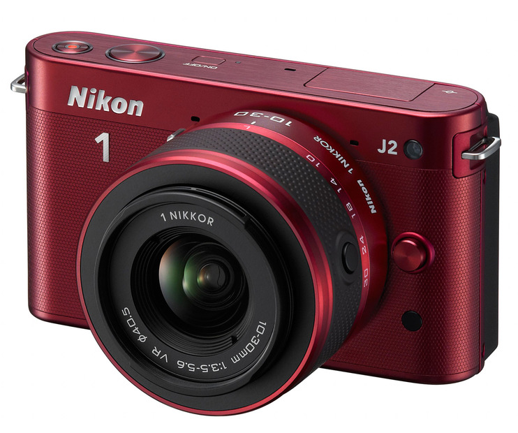 「Nikon 1 J2 標準ズームレンズキット」レッド