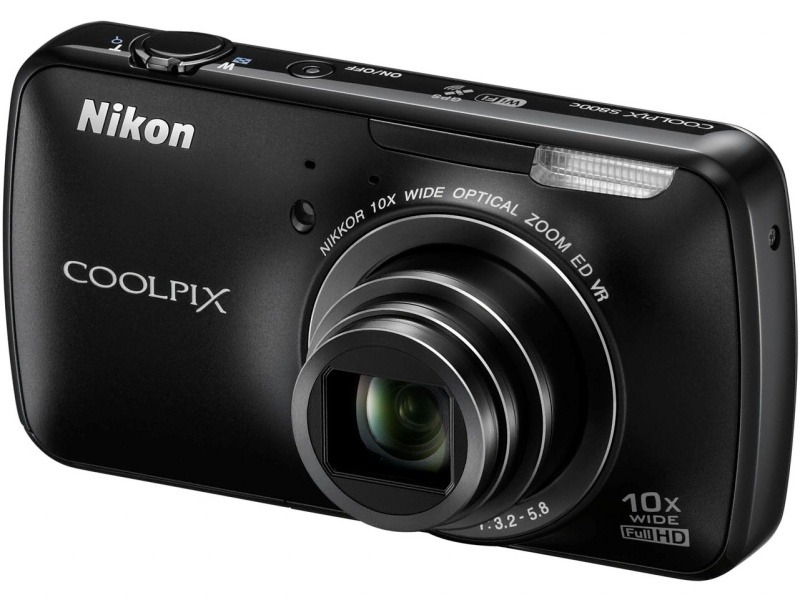 「COOLPIX S800c」ブラック